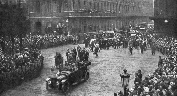 'L'Arrivee du General Pershing; A Paris: le general Pershing et M. Painleve, ministre de la..., 1917 Creator: Unknown.