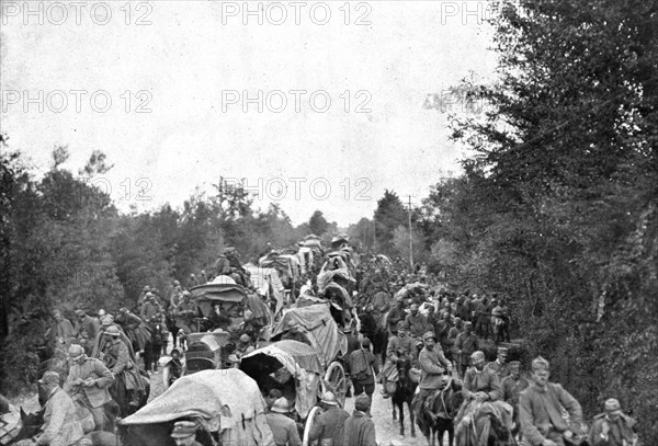 The Dark Hours of Italy; On the roads of the Lower Isonzo, the 3rd Italian army..., 1917. Creator: Unknown.