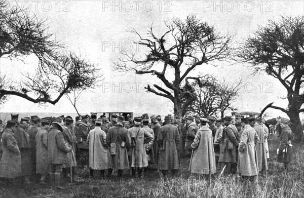 'L' "amalgame franco-americain"; Critique faite a un groupe d'officiers americains par..., 1918. Creator: Unknown.