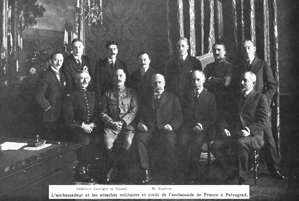 'Dans la Russie des Bolcheviks; L'ambassadeur et les attaches militaires et civils de..., 1918. Creator: Unknown.