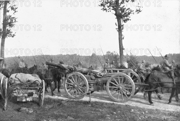 'La rupture de Chemin des Dames; La cavalerie et l'artillerie de la 10e armee montant aux..., 1918. Creator: Unknown.