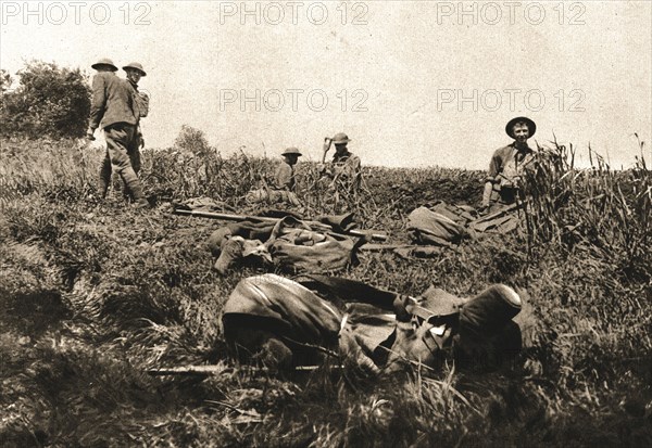 'Dans le bataille; en avant de Lucy-le-Bocage: arrives, le 1er juin, sur le Marne, dans le..., 1918. Creator: Unknown.