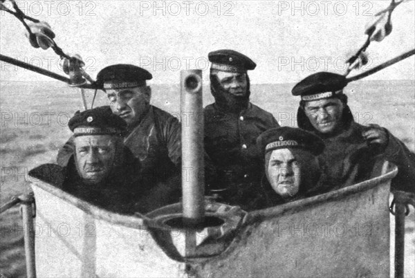 'A bord des sous-marins allemands; Groupe caracteristique d'un equipage de sous-marin allemand',1918 Creator: Unknown.