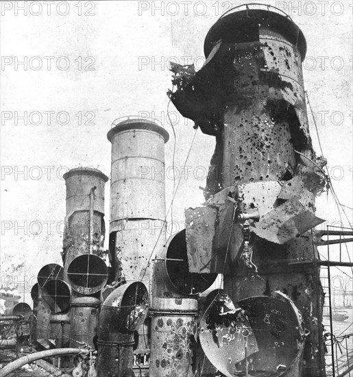 'L'attaque navale de Zeebrugge et Ostende; Le 23 avril 1918, au matin, un raid naval..., 1918. Creator: Unknown.