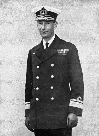 'L'attaque navale de Zeebrugge et Ostende; Apres Zeebrugge, Le vice-amiral Roger Keyes..., 1918. Creator: Unknown.