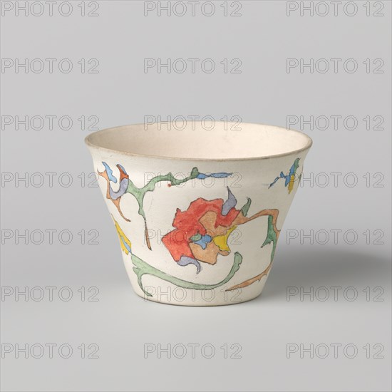 Cup without handle, polychrome painted with watercolour, c.1920-c.1922. Creator: Plateelbakkerij Zuid-Holland.