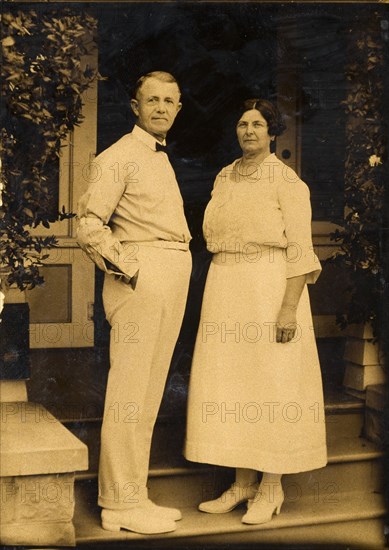 Mom and Dad Curtis, c1880s, (1920s). Creator: Edward Sheriff Curtis.