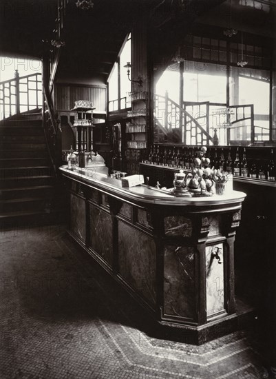 Bar De Cabaret, c1910s, (1956). Creator: Eugene Atget.