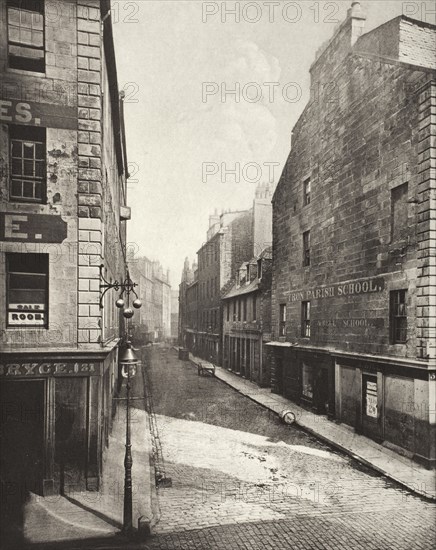 Laigh Kirk Close (#23), Printed 1900. Creator: Thomas Annan.