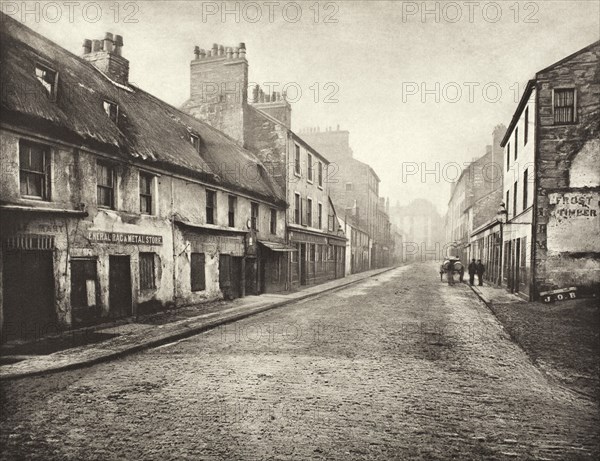 Low Green Street (#35), Printed 1900. Creator: Thomas Annan.