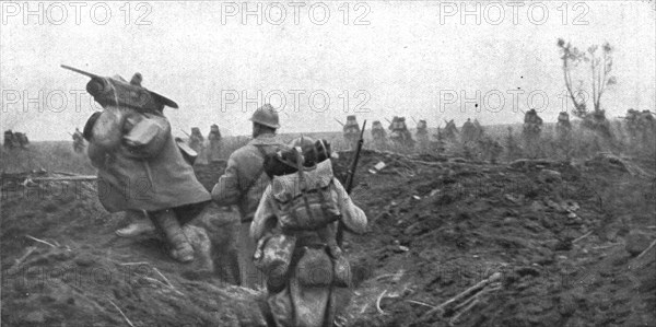 'Notre Attaque du 12 septembre 1916 ; Le depart de l'attaque, a midi trente: la premiere vague attei Creator: Unknown.