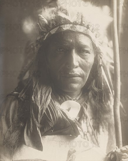 Big Road (Chanckin Tan-Ka), 1907. Creator: Edward Sheriff Curtis.