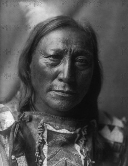 Hollow Horn Bear-Brulé, c1907. Creator: Edward Sheriff Curtis.