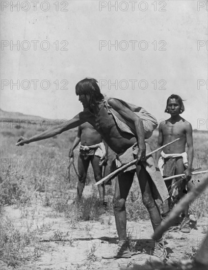 Snake gathering [D]-Hopi, c1907. Creator: Edward Sheriff Curtis.