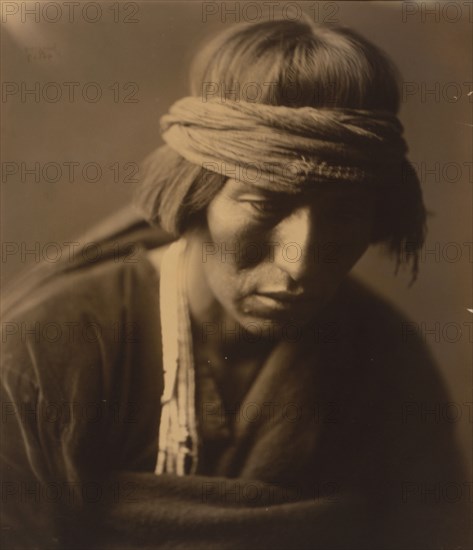 Hastobiga, Navaho Medicine Man, c1904. Creator: Edward Sheriff Curtis.