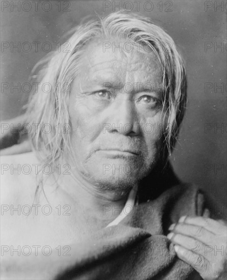 Oyi-tsa, c1905. Creator: Edward Sheriff Curtis.