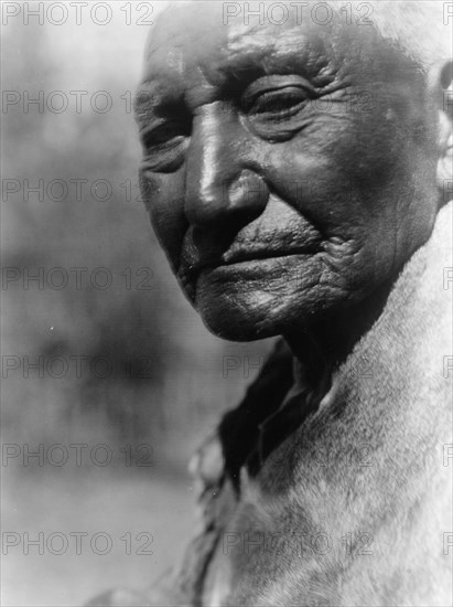 An aged Paviotso of Pyramid Lake, c1924. Creator: Edward Sheriff Curtis.