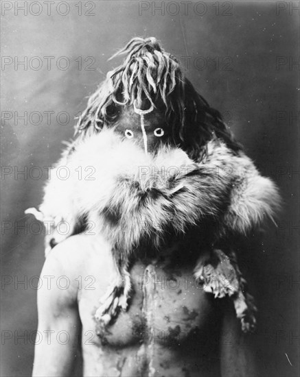 Haschezhini-Navaho, 1904, c1905. Creator: Edward Sheriff Curtis.