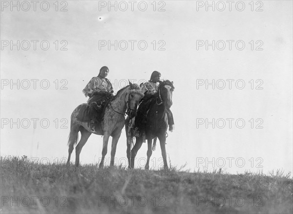 Ogalala[sic] girls, c1907. Creator: Edward Sheriff Curtis.