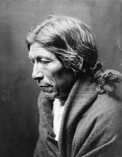 Pose-a yew, 1905. Creator: Edward Sheriff Curtis.