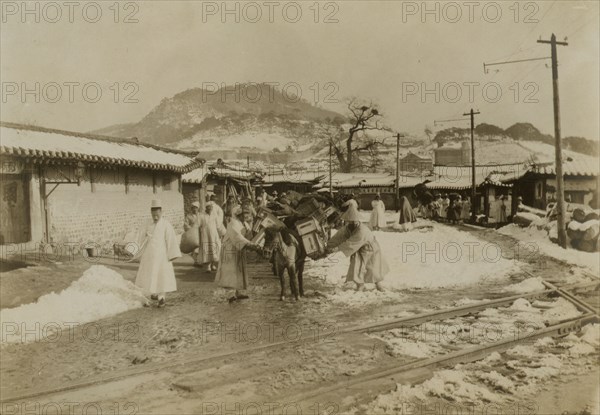 First arrival pack horses, Seoul, bound north, c1904. Creator: Robert Lee Dunn.