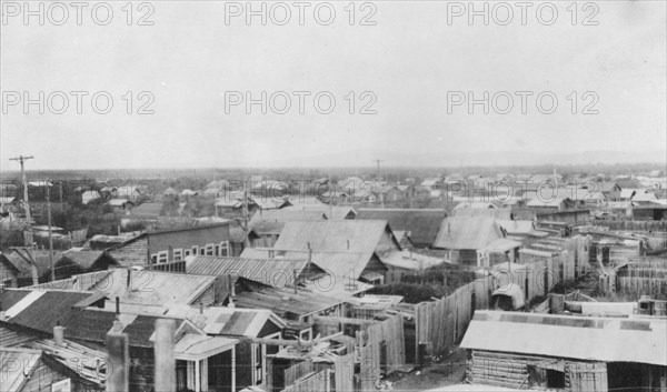 A group of homes, between c1900 and 1916. Creator: Unknown.