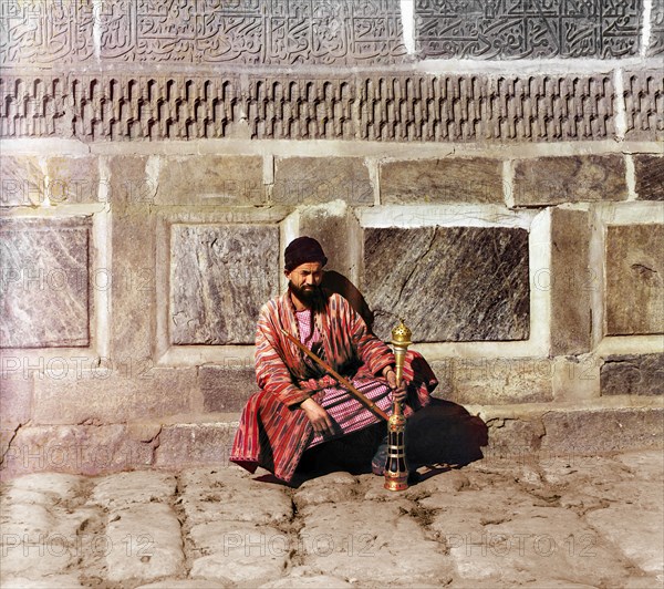 Water pipe, Samarkand, between 1905 and 1915. Creator: Sergey Mikhaylovich Prokudin-Gorsky.