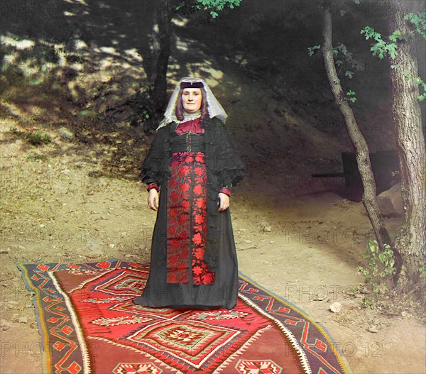 Georgian woman, between 1905 and 1915.  Creator: Sergey Mikhaylovich Prokudin-Gorsky.