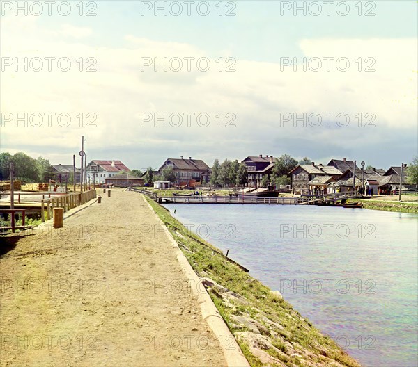 Onezhskii Canal near Voznesene [Russian Empire], 1909. Creator: Sergey Mikhaylovich Prokudin-Gorsky.