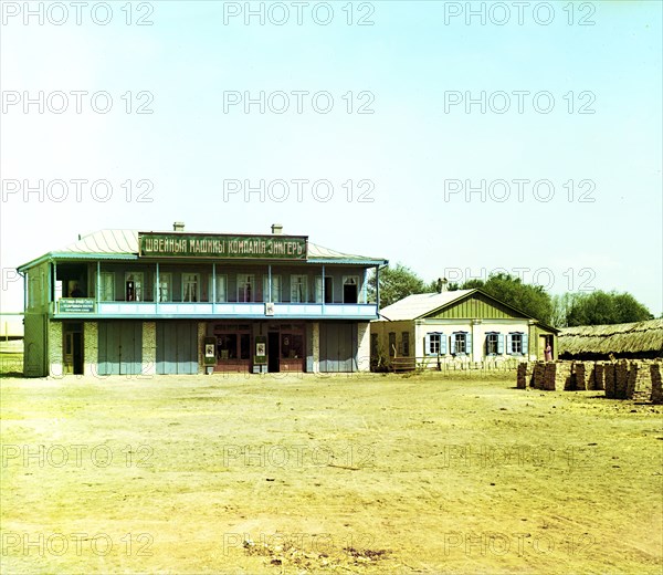 Mugan; inn in Petropavlovskoe, between 1905 and 1915. Creator: Sergey Mikhaylovich Prokudin-Gorsky.