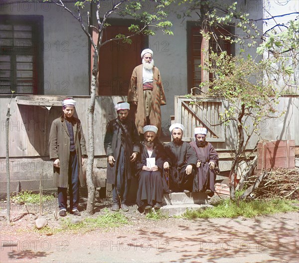 Mullahs in mosque, Aziziia [sic], Batum, between 1905 and 1915. Creator: Sergey Mikhaylovich Prokudin-Gorsky.