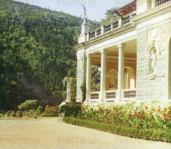 Corner of the Likanskii palace, between 1905 and 1915. Creator: Sergey Mikhaylovich Prokudin-Gorsky.