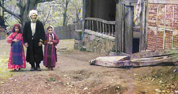 Mullah with his female students near the Artomelinskaia mosque in Artvin, between 1905 and 1915. Creator: Sergey Mikhaylovich Prokudin-Gorsky.
