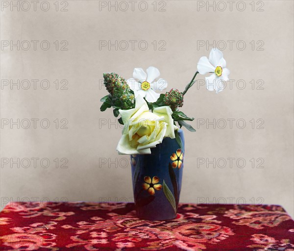 Flowers in a vase, between 1905 and 1915. Creator: Sergey Mikhaylovich Prokudin-Gorsky.