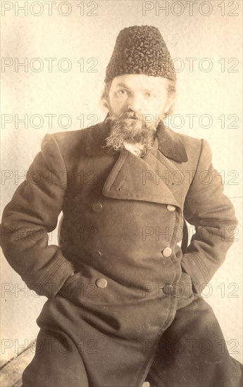 Portrait of a Convict in a Fur Hat, 1906-1911. Creator: Isaiah Aronovich Shinkman.