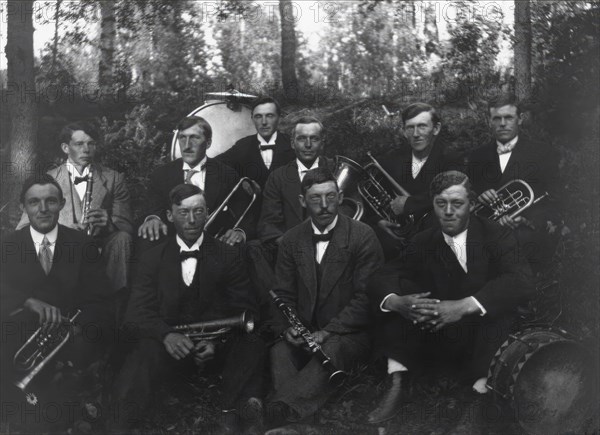 Lima Music Choir, Britt Edvin, Emil Samuelsson, Leonard Hansson, Mill- Johan Olsson...., 1917. Creator: Leonard Hansson.