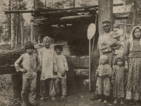 Settlers at their home, 1880. Creator: Unknown.