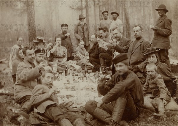 Picnic in the village of V-Usinsky, 1890. Creator: Unknown.