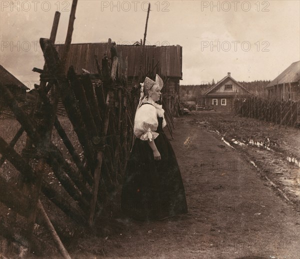 Side view of an antique peasant dress [Russian Empire], 1909. Creator: Sergey Mikhaylovich Prokudin-Gorsky.