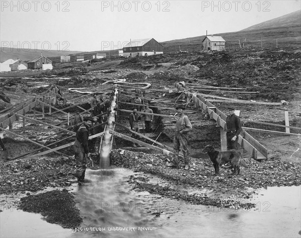 Anvil Creek gold mine, 1916. Creator: Lomen Brothers.