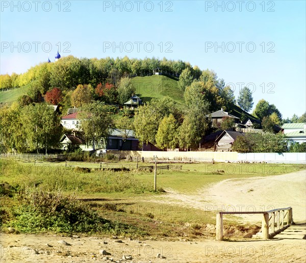 Plyos: view of the city with its main cathedral, 1910. Creator: Sergey Mikhaylovich Prokudin-Gorsky.