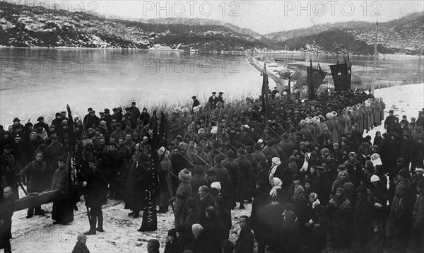 Funeral procession: Farewell to V.M. Kruchiny on his last journey, 1917-1923. Creator: Unknown.