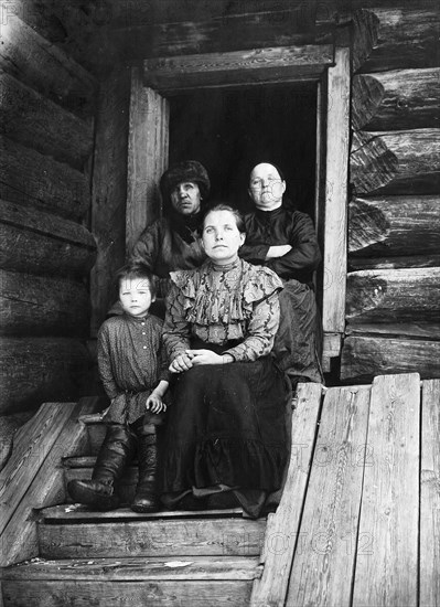 A rich peasant family from the village of Boguchansky, Yenisei district, 1911. Creator: Unknown.