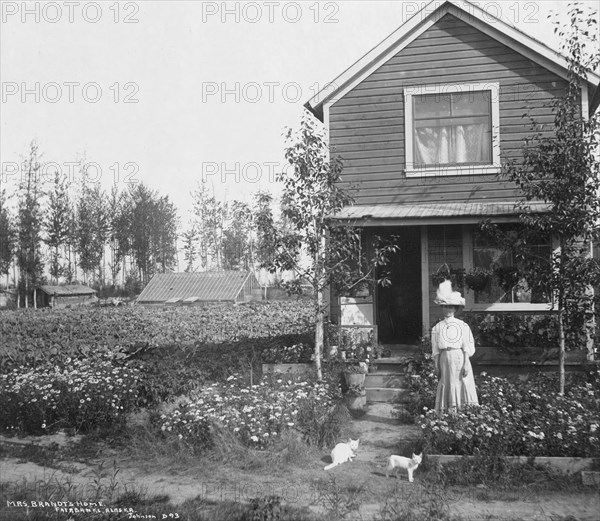 Mrs. Brandt's home, 1916. Creator: Unknown.