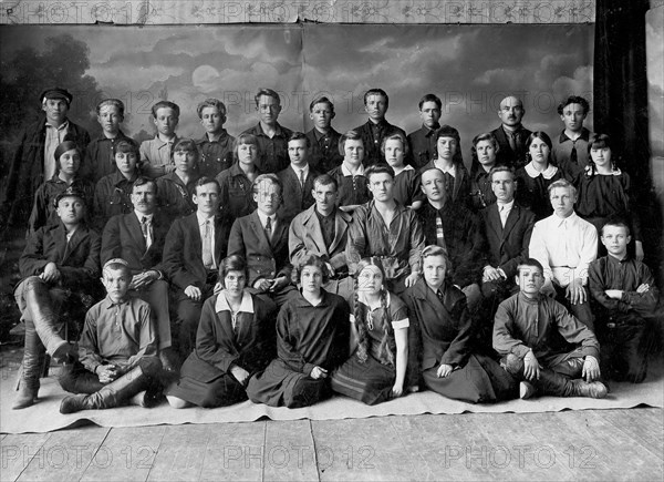 Eighth group of the Berd school of the second stage, 1929. Creator: GP Putintsev.