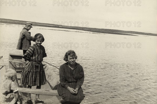 Cupid's children, 1929. Creator: Unknown.