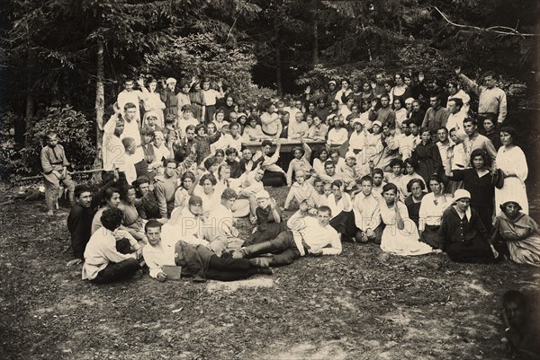 Jewish Pedagogical College and Agricultural School - General meeting, Minsk, 1922-1923. Creator: Unknown.