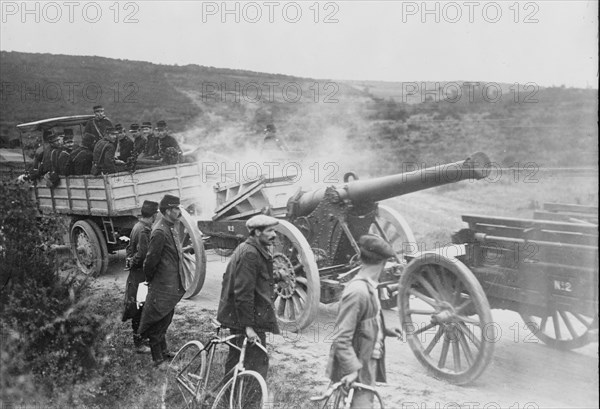 French Siege gun, between c1914 and c1915. Creator: Bain News Service.