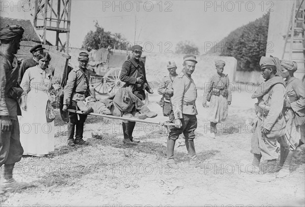 Wounded Moroccan on stretcher, between c1914 and c1915. Creator: Bain News Service.