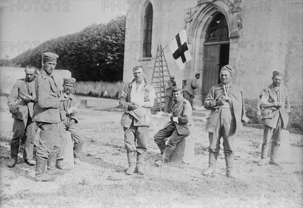 Neufmentier [i.e., Chauconin-Neufmontiers], German wounded prisoners, between c1914 and c1915. Creator: Bain News Service.